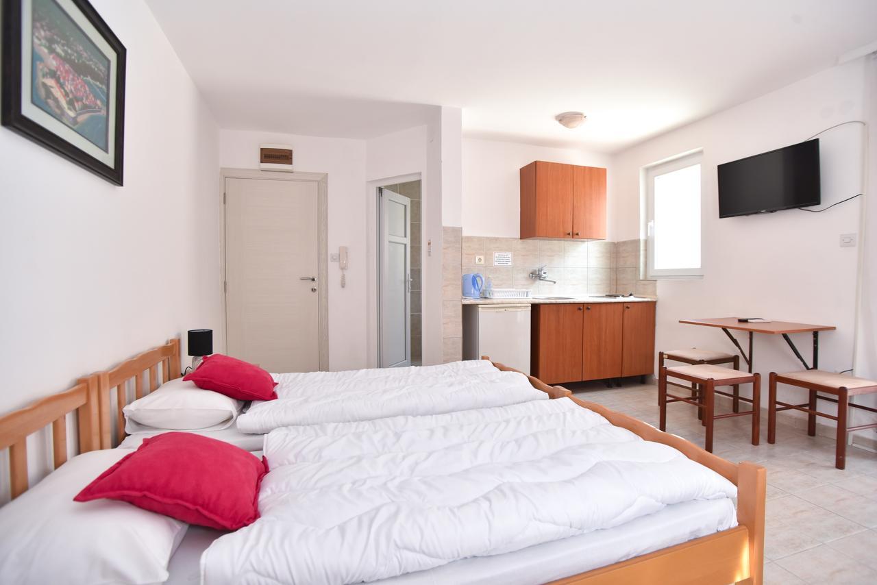 Apartmani Alexandra Budva Exteriér fotografie